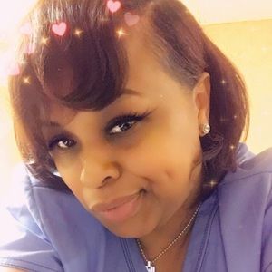 Meet your Posher, Rochelle